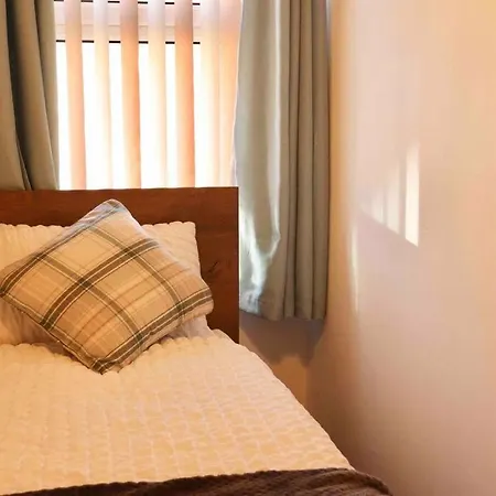 Stunning Free Wifi &parking Leeds (West Yorkshire)