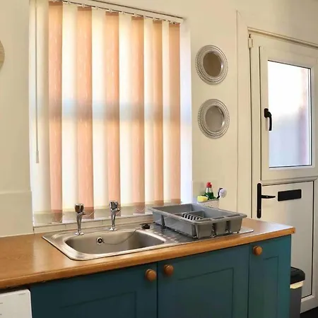 Stunning Free Wifi &parking * Leeds (West Yorkshire)