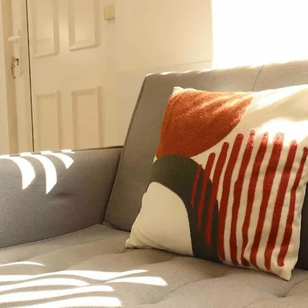 Stunning Free Wifi &parking