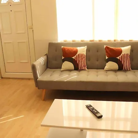 Stunning Free Wifi &parking *