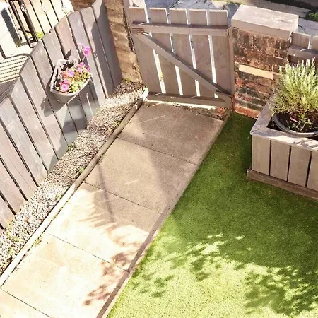 Stunning Free Wifi &parking * Leeds (West Yorkshire)