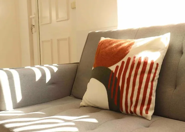 Stunning Free Wifi &parking