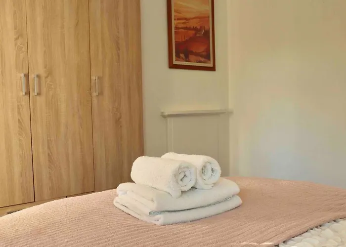 Stunning Free Wifi &parking