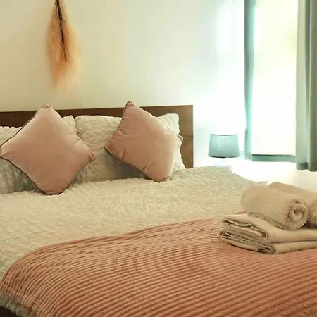 Apartment Stunning Free Wifi &parking *