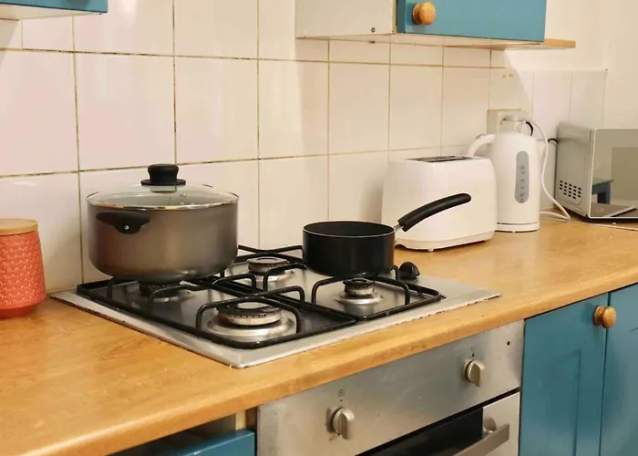 Apartment Stunning Free Wifi &parking