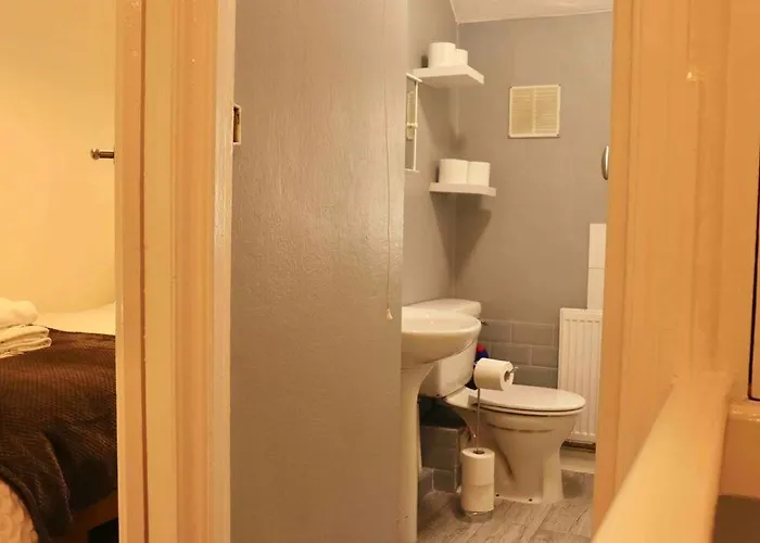 Stunning Free Wifi &parking Apartment Leeds (West Yorkshire)