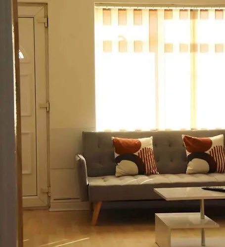 Stunning Free Wifi &parking *