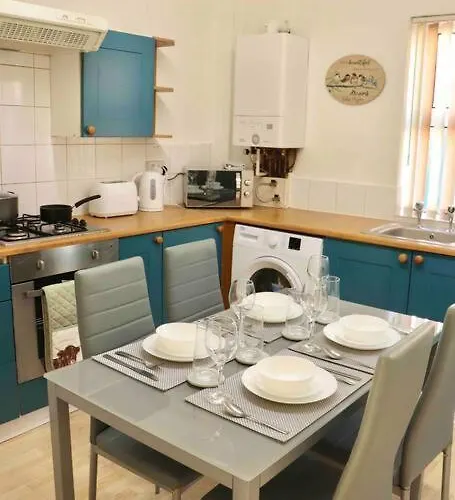 Stunning Free Wifi &parking * Leeds (West Yorkshire)