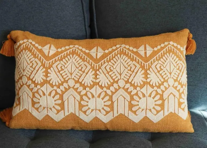 Stunning Free Wifi &parking